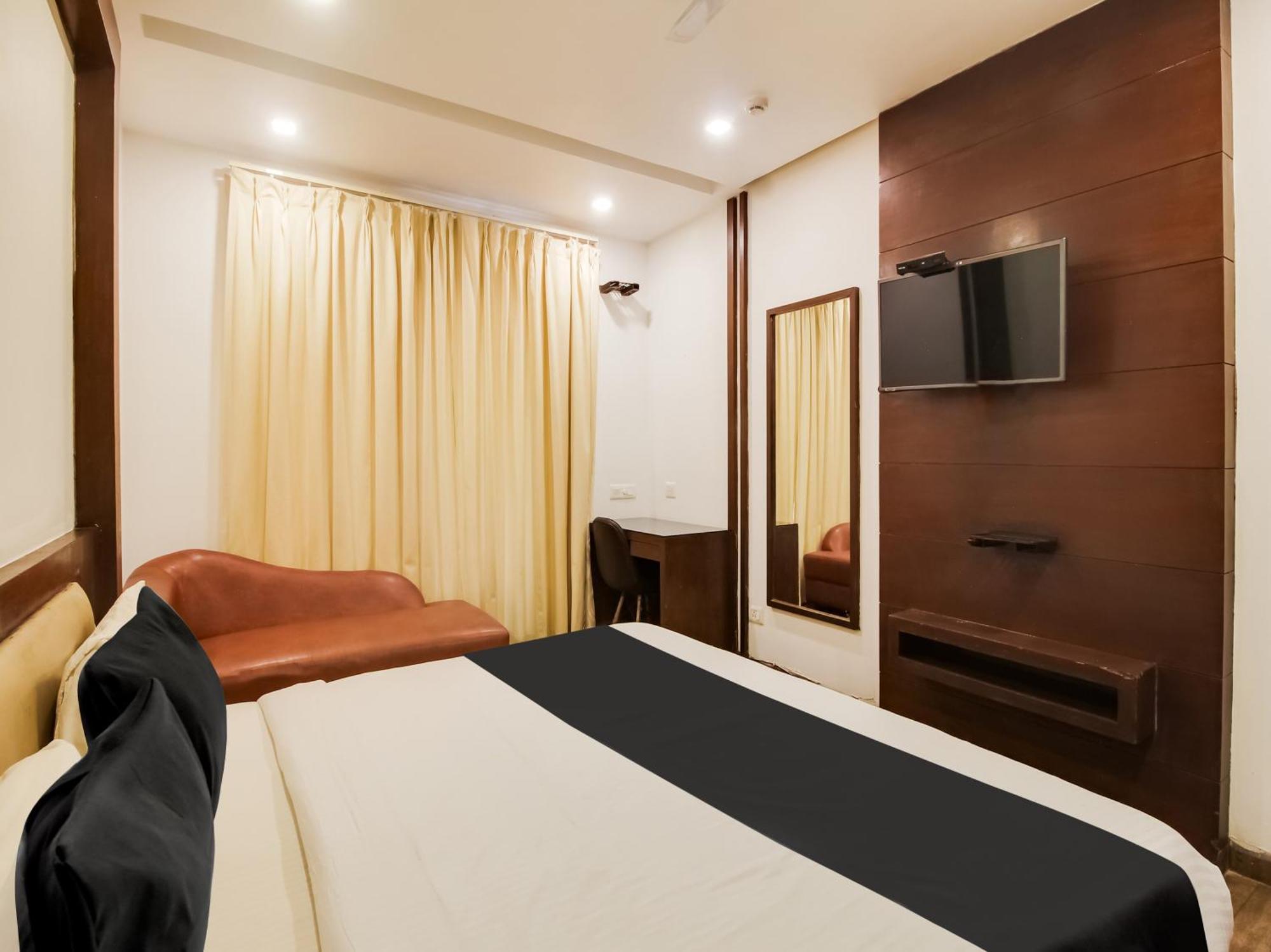 Collection O Srd Hotel Candolim